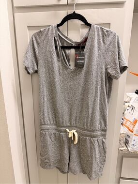 n:PHILANTHROPY Heather Gray V-Neck Short Sleeve Romper